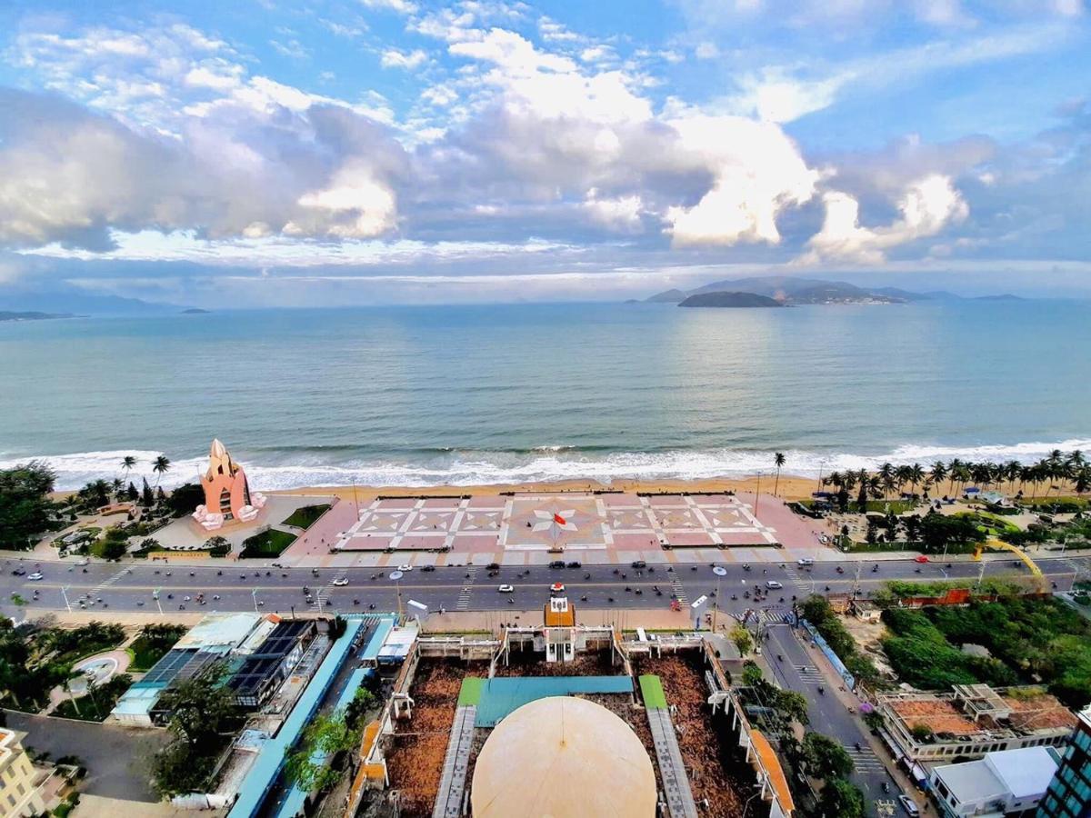 Homie Panorama Beachfront Residences Nha Trang Luaran gambar