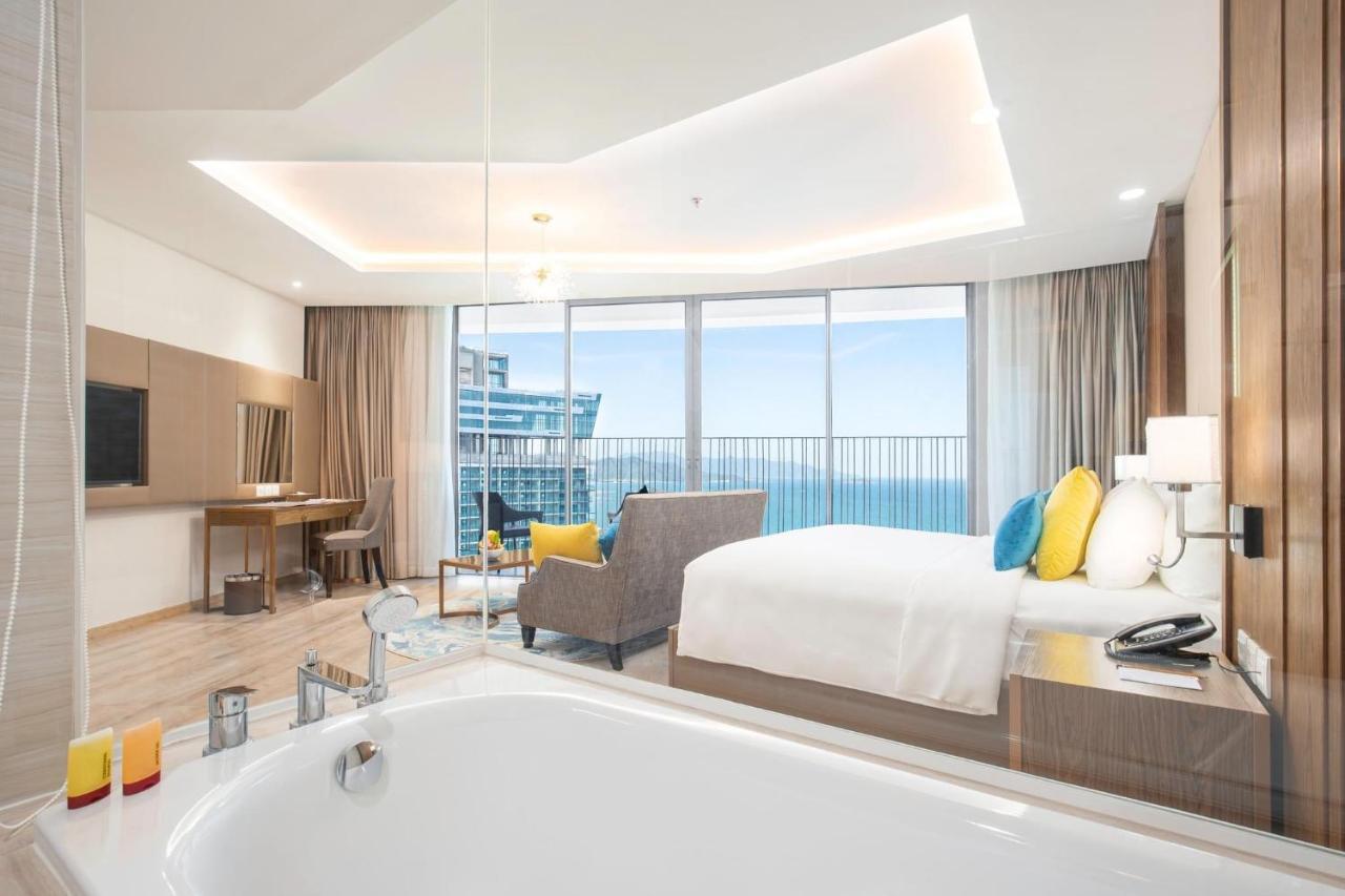 Homie Panorama Beachfront Residences Nha Trang Luaran gambar