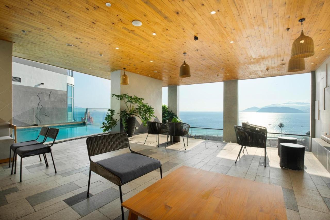 Homie Panorama Beachfront Residences Nha Trang Luaran gambar