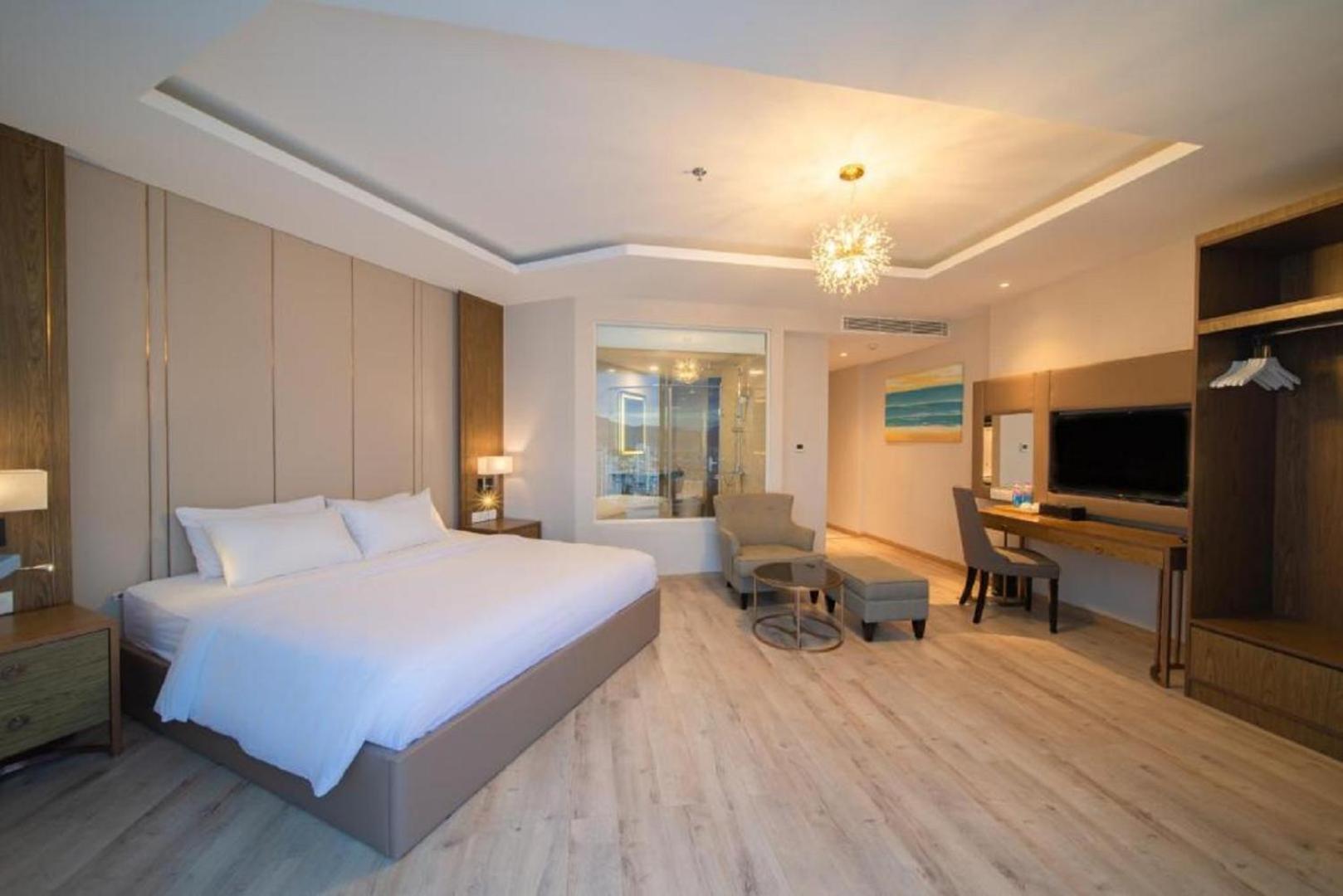 Homie Panorama Beachfront Residences Nha Trang Luaran gambar